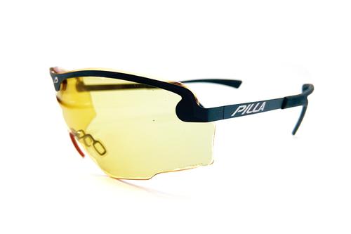PILLA SPORT 560 CANIDIAN SPECIAL WITH 70CY ZEISS LENSES?>